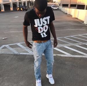 Meet your Posher, Zaky